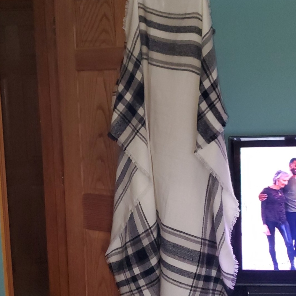 Blanket shawl